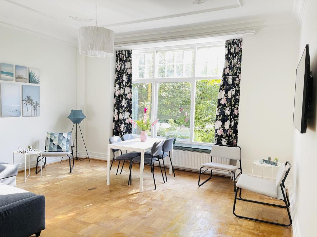 Aday - Aalborg Mansion - Big Apartment With Garden Exterior foto